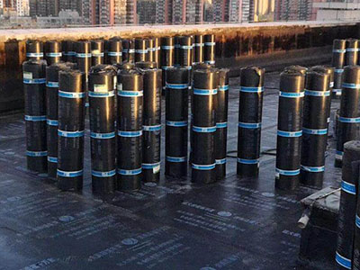 北京預鋪式怎么鋪貼內增強防水卷材?